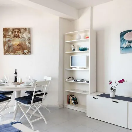 Neptune By Interhome דירה